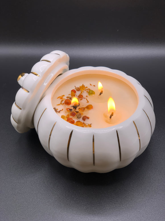 Fallen leaves and cozy mood